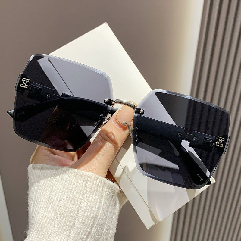 Lunettes de soleil carrées sans bords pour femmes